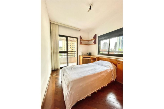 Imagem Apartamento com 4 Quartos à Venda, 177 m² em Aclimação - São Paulo Imagem Apartamento com 4 Quartos à Venda, 177 m² em Aclimação - São Paulo