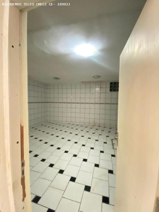 Imagem Casa com 3 Quartos à Venda, 380 m² em Araturi (jurema) - Caucaia