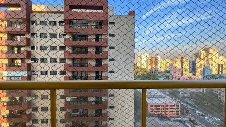 Apartamento com 3 Quartos para Alugar, 107 m² em Alphaville Centro Industrial E Empresarial/alphaville. - Barueri