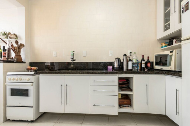 Imagem Imóvel com 2 Quartos à Venda, 55 m² em Santana - Porto Alegre Imagem Imóvel com 2 Quartos à Venda, 55 m² em Santana - Porto Alegre