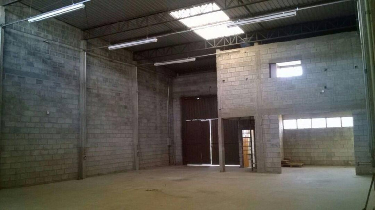 Imagem Galpão para Alugar, 320 m² em Jardim Santa Rosa - Sorocaba Imagem Galpão para Alugar, 320 m² em Jardim Santa Rosa - Sorocaba