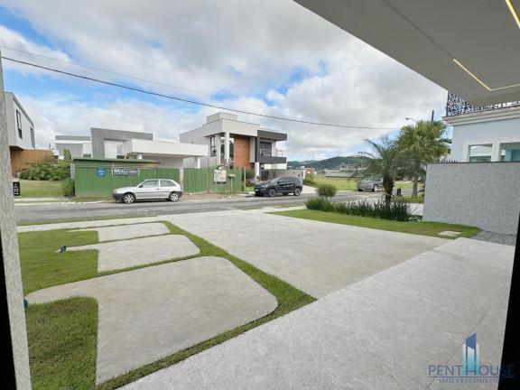 Imagem Casa de Condomínio com 4 Quartos à Venda, 330 m² em Santa Regina - Camboriú Imagem Casa de Condomínio com 4 Quartos à Venda, 330 m² em Santa Regina - Camboriú