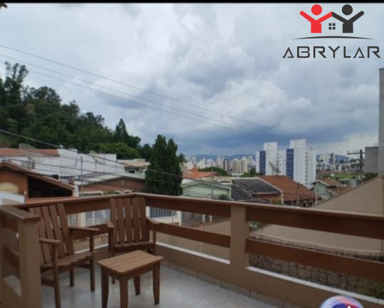 Imagem Imóvel com 5 Quartos à Venda, em Jardim Da Fonte - Jundiaí Imagem Imóvel com 5 Quartos à Venda, em Jardim Da Fonte - Jundiaí