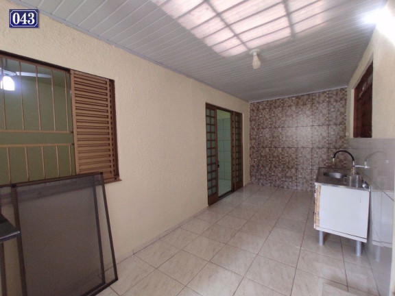 Imagem Casa com 5 Quartos à Venda, 220 m² em Santa Mônica - Londrina Imagem Casa com 5 Quartos à Venda, 220 m² em Santa Mônica - Londrina