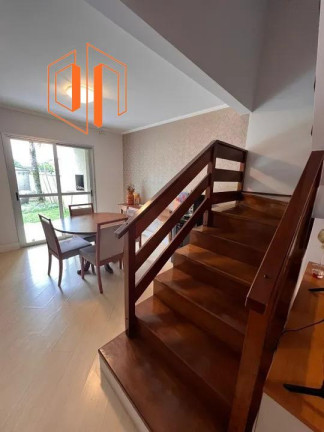 Imagem Sobrado com 3 Quartos à Venda, 160 m² em Santa Felicidade - Curitiba