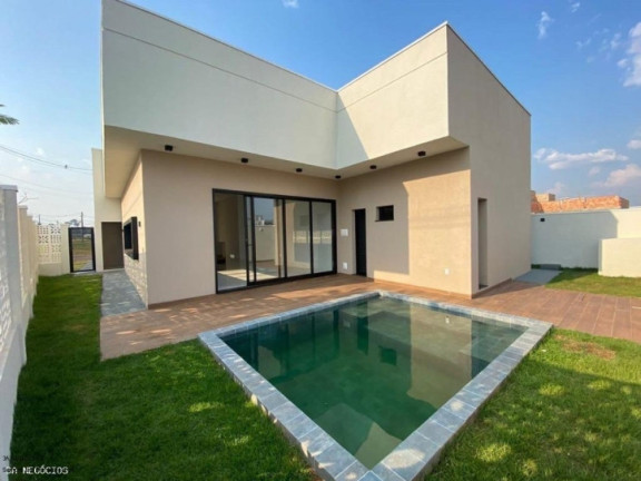 Imagem Casa de Condomínio com 3 Quartos à Venda, 230 m² em Eldorado - Porto Velho Imagem Casa de Condomínio com 3 Quartos à Venda, 230 m² em Eldorado - Porto Velho