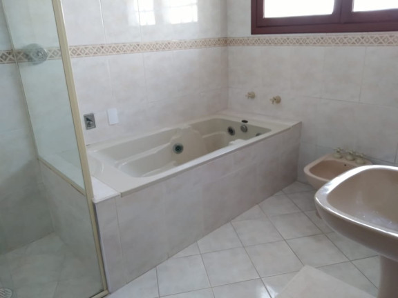 Imagem Casa com 4 Quartos à Venda, 250 m² em Flórida - Praia Grande Imagem Casa com 4 Quartos à Venda, 250 m² em Flórida - Praia Grande