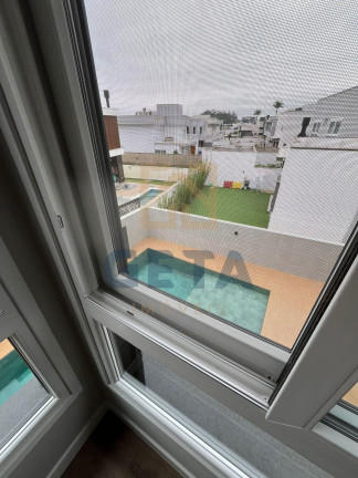Imagem Sobrado com 4 Quartos à Venda, 270 m² em Santa Regina  - Camboriú