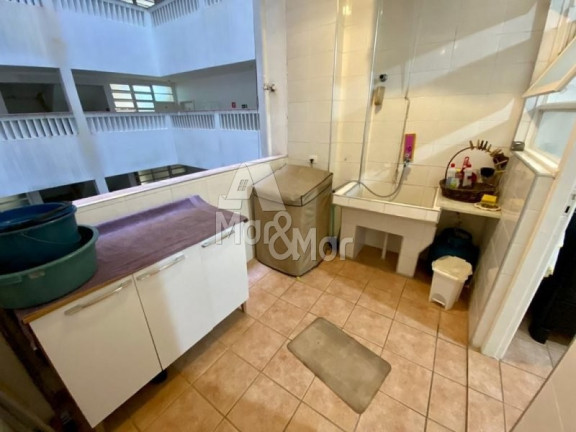 Imagem Apartamento com 3 Quartos à Venda, 215 m² em Pitangueiras - Guarujá