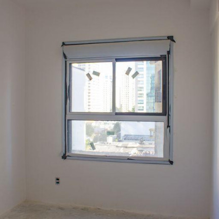 Imagem Apartamento com 1 Quarto à Venda, 29 m² Imagem Apartamento com 1 Quarto à Venda, 29 m²