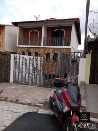 Sobrado com 3 Quartos à Venda, 130 m² em Parque Maria Domitila - São Paulo