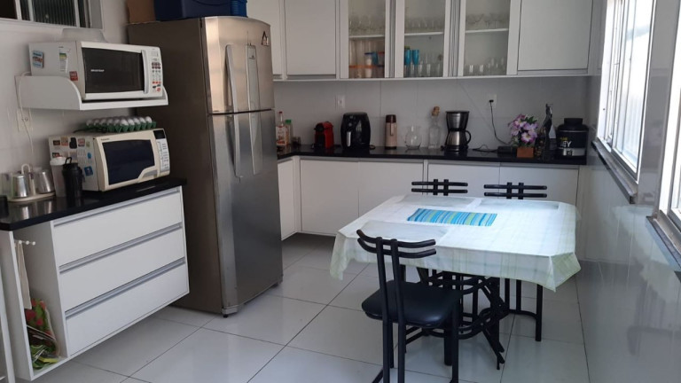 Imagem Casa com 4 Quartos à Venda, 330 m² em Stella Maris - Salvador Imagem Casa com 4 Quartos à Venda, 330 m² em Stella Maris - Salvador