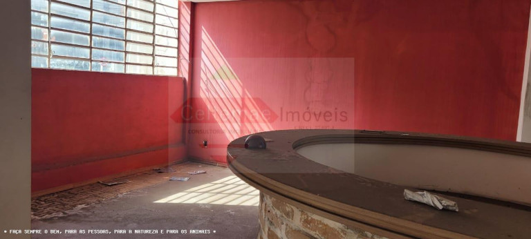 Imagem Casa com 6 Quartos à Venda, 205 m² em Centro - Taubaté Imagem Casa com 6 Quartos à Venda, 205 m² em Centro - Taubaté
