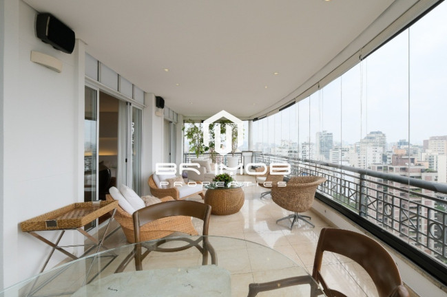 Imagem Imóvel com 4 Quartos à Venda, 649 m² em Vila Nova Conceição - São Paulo Imagem Imóvel com 4 Quartos à Venda, 649 m² em Vila Nova Conceição - São Paulo