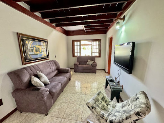 Imagem Casa com 4 Quartos à Venda, 450 m² em Jardim Santos Reis - Piracaia
