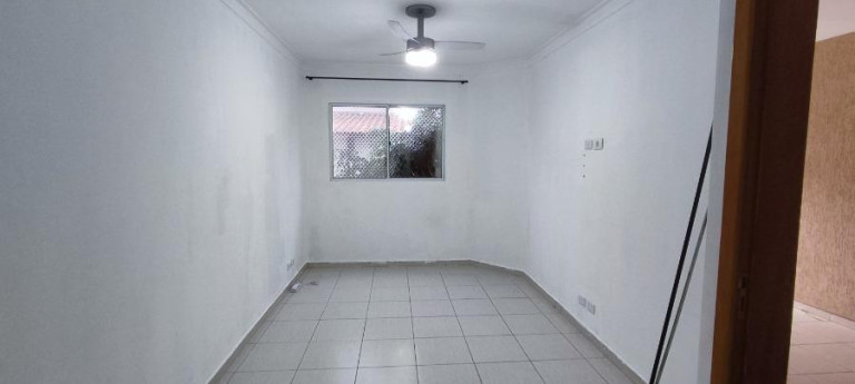 Imagem Sobrado com 2 Quartos à Venda, 100 m² em Vila Jacuí - São Paulo