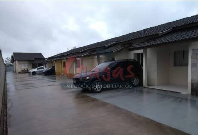 Imagem Casa com 2 Quartos à Venda, 125 m² em Golfinho - Caraguatatuba