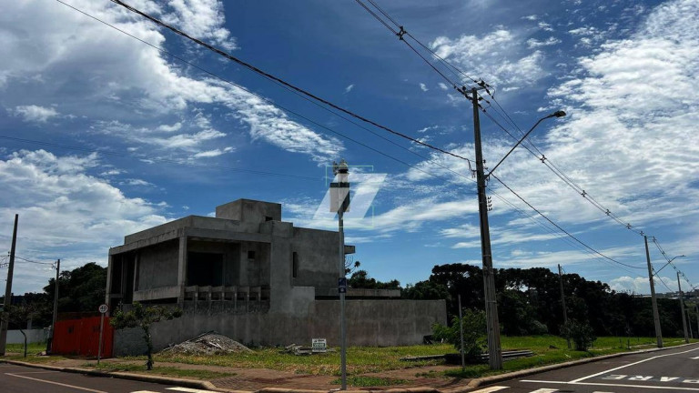 Casa à Venda,  em Recanto Tropical - Cascavel
