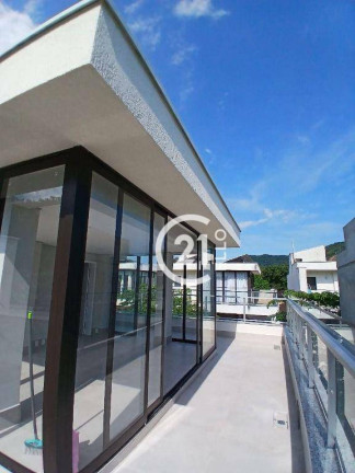 Imagem Sobrado com 5 Quartos à Venda, 176 m² em Camburi - São Sebastião