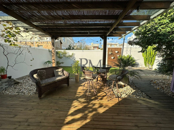 Imagem Sobrado com 3 Quartos à Venda, 160 m² em Passa Vinte - Palhoça
