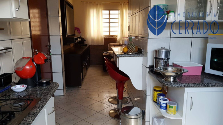 Imagem Casa com 4 Quartos à Venda, 315 m² em Jardim Alexandrina - Anápolis