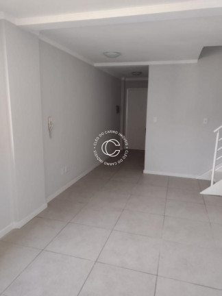 Imagem Cobertura com 2 Quartos à Venda, 120 m² em Nossa Senhora Medianeira - Santa Maria