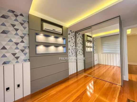 Imagem Cobertura com 4 Quartos à Venda, 330 m² em Várzea - Teresópolis Imagem Cobertura com 4 Quartos à Venda, 330 m² em Várzea - Teresópolis