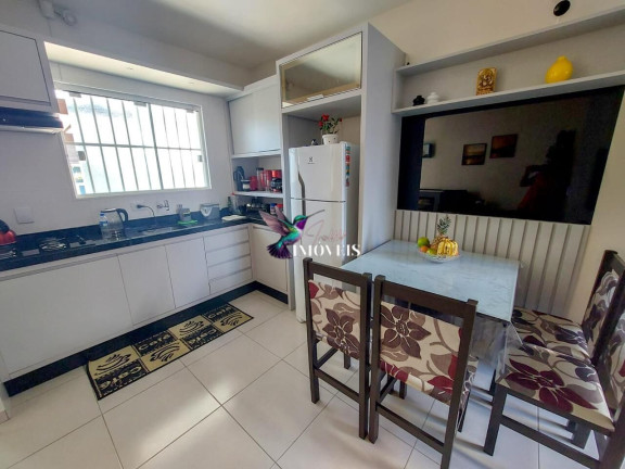 Imagem Casa com 2 Quartos à Venda, 75 m² em Centro - Capão Da Canoa