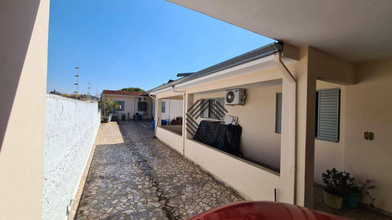 Imagem Casa com 2 Quartos à Venda, 201 m² em Trujillo - Sorocaba Imagem Casa com 2 Quartos à Venda, 201 m² em Trujillo - Sorocaba
