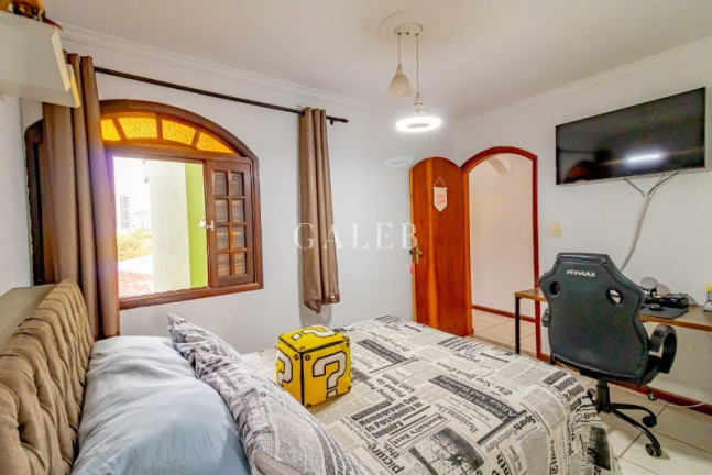 Imagem Casa com 4 Quartos à Venda, 214 m² em Atibaia Jardim - Atibaia