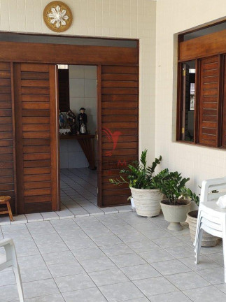 Imagem Casa com 5 Quartos à Venda, 360 m² em Bessa - João Pessoa Imagem Casa com 5 Quartos à Venda, 360 m² em Bessa - João Pessoa