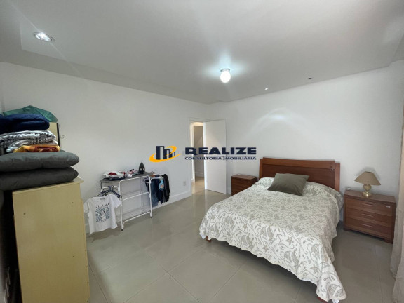 Imagem Casa com 4 Quartos à Venda, 360 m²em Flamboyant - Campos Dos Goytacazes Imagem Casa com 4 Quartos à Venda, 360 m²em Flamboyant - Campos Dos Goytacazes