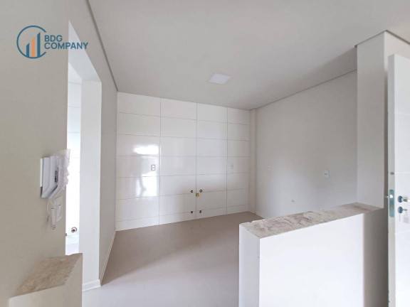 Imagem Apartamento com 3 Quartos para Alugar, 87 m² em Jardim California - Irati Imagem Apartamento com 3 Quartos para Alugar, 87 m² em Jardim California - Irati