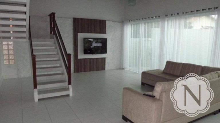 Imagem Sobrado com 7 Quartos à Venda, 334 m² em Cibratel I - Itanhaém Imagem Sobrado com 7 Quartos à Venda, 334 m² em Cibratel I - Itanhaém