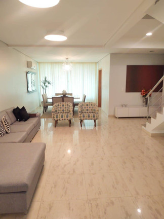 Casa com 4 Quartos à Venda, 306 m² em Chapada - Manaus