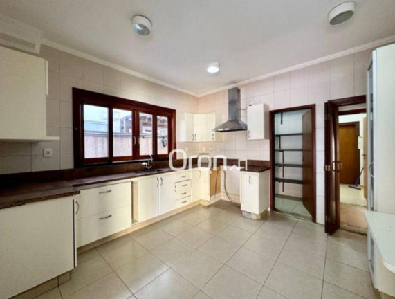 Imagem Sobrado com 5 Quartos à Venda, 387 m² em Portal Do Sol Ii - Goiânia