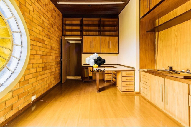 Imagem Casa com 4 Quartos à Venda, 399 m² em Jardim Lindóia - Porto Alegre Imagem Casa com 4 Quartos à Venda, 399 m² em Jardim Lindóia - Porto Alegre