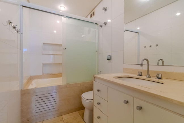 Imagem Apartamento com 3 Quartos à Venda, 107 m² em Barra Da Tijuca - Rio De Janeiro