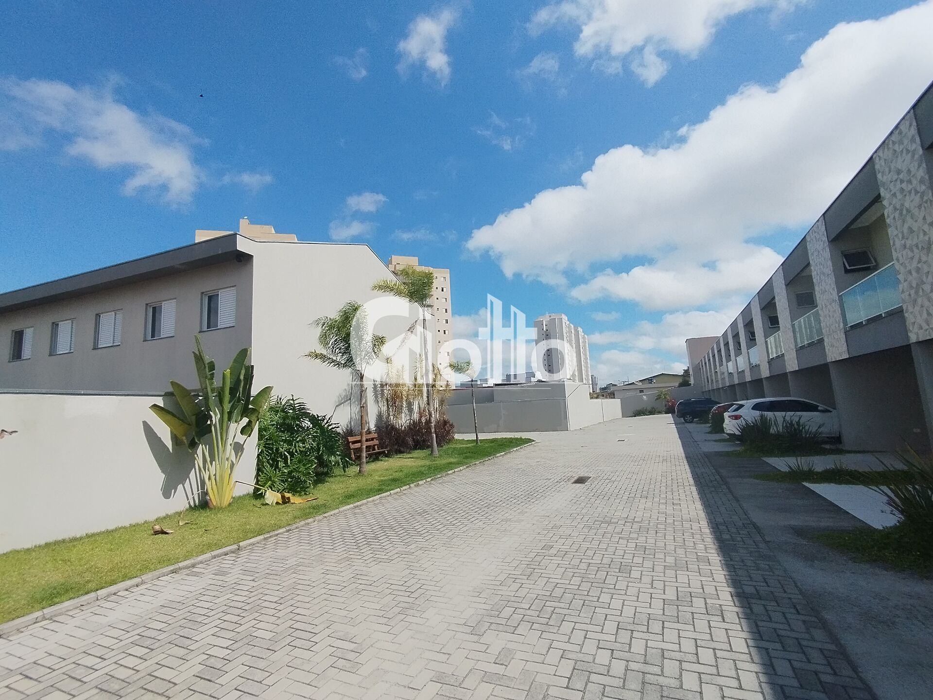 Imagem Casa de Condomínio com 3 Quartos para Alugar, 94 m² em Alto Ipiranga - Mogi Das Cruzes