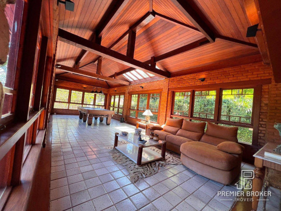Imagem Casa com 7 Quartos à Venda, 743 m² em Quebra Frascos - Teresópolis