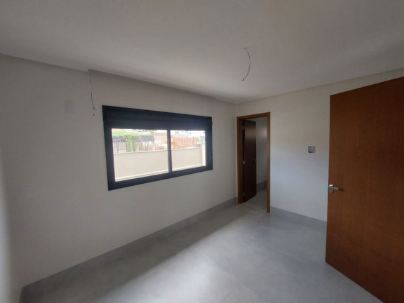 Imagem Sobrado com 4 Quartos à Venda, 213 m² em Jardins Barcelona - Senador Canedo