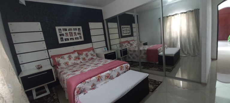 Sobrado com 3 Quartos à Venda, 259 m² em Vila Yolanda - Osasco