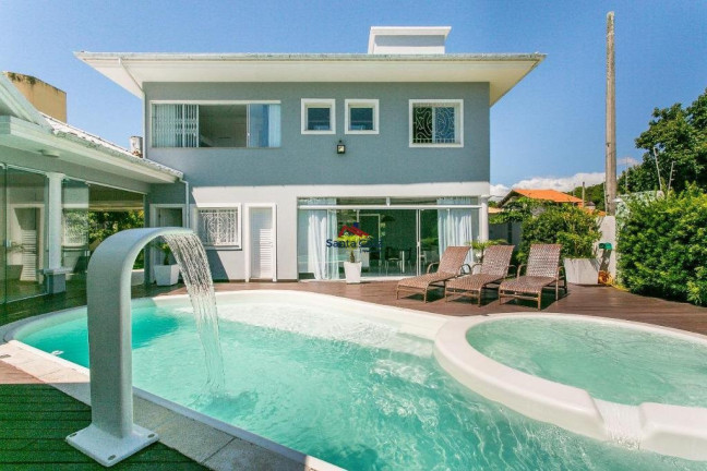 Imagem Sobrado com 4 Quartos à Venda, 550 m² em Ingleses Do Rio Vermelho - Florianópolis Imagem Sobrado com 4 Quartos à Venda, 550 m² em Ingleses Do Rio Vermelho - Florianópolis