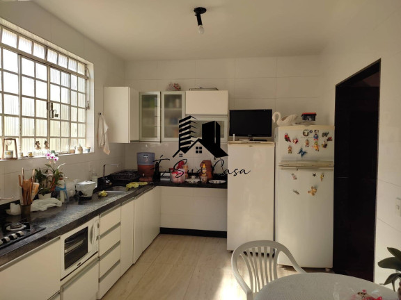 Imagem Casa com 4 Quartos à Venda, 271 m² em Arvoredo - Contagem
