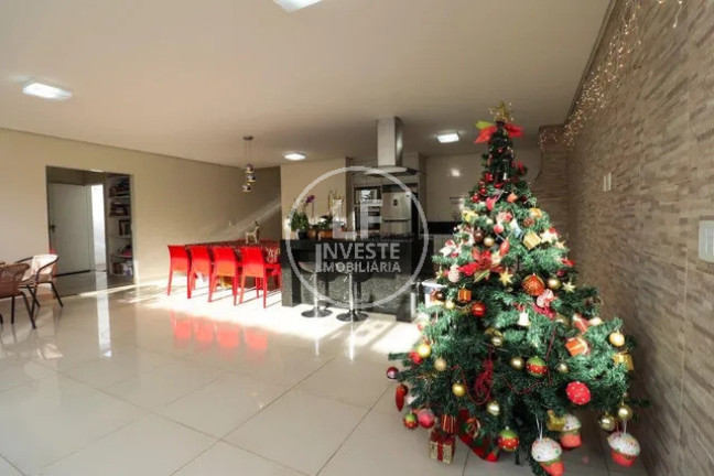 Imagem Casa com 4 Quartos à Venda, 360 m² em Jardim América - Goiânia