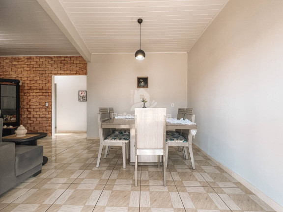 Imagem Casa com 4 Quartos à Venda, 437 m² em Centro - Balneário Barra Do Sul Imagem Casa com 4 Quartos à Venda, 437 m² em Centro - Balneário Barra Do Sul