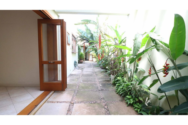 Imagem Casa com 3 Quartos à Venda, 216 m² em Jardim Paulista - São Paulo