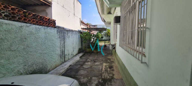 Imagem Casa com 4 Quartos à Venda, 197 m² em Curicica - Rio De Janeiro Imagem Casa com 4 Quartos à Venda, 197 m² em Curicica - Rio De Janeiro