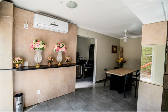 Imagem Imóvel com 3 Quartos à Venda, 61 m² em Nonoai - Porto Alegre