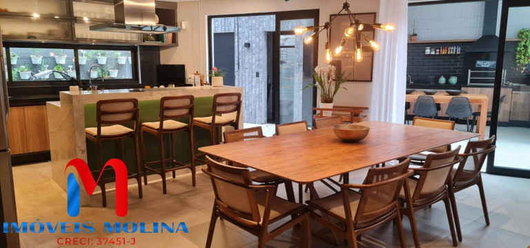 Foto do imóvel Sobrado com 4 Quartos à Venda, 321 m² em Jardim São Caetano - São Caetano Do Sul